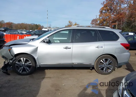 2018 Nissan Pathfinder Platinum z USA, uszkodzony, nr VIN 5N1DR2MM2JC678308